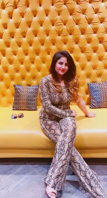  call girls service in aerocity (delhi)